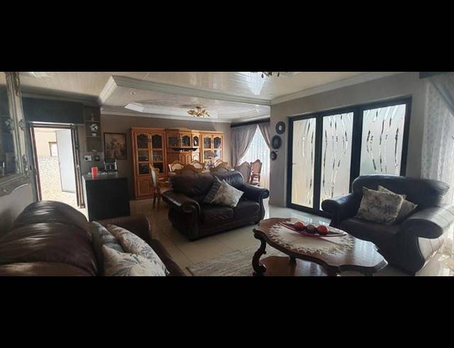 3 BEDROOM HOUSE FOR SALE IN DANVILLE